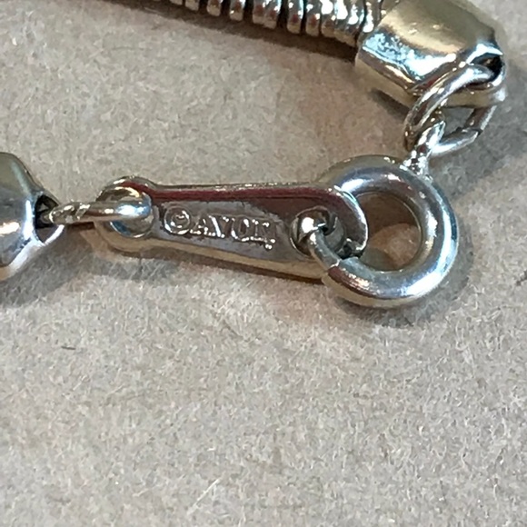 SIGNED Vintage Avon Enamel Snake Chain Necklace - Picture 4 of 6